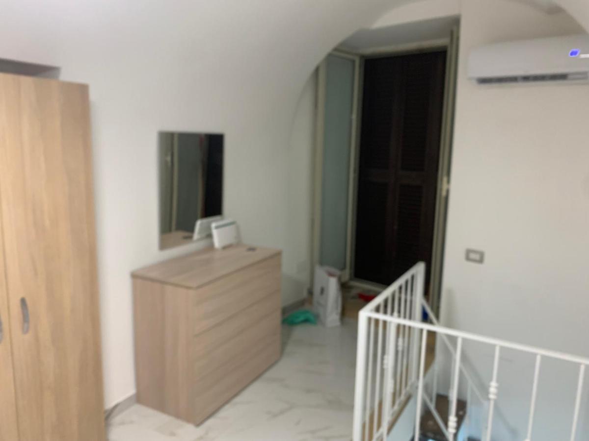 Viky House Chiaja 1 Apartment Napoli Exterior foto