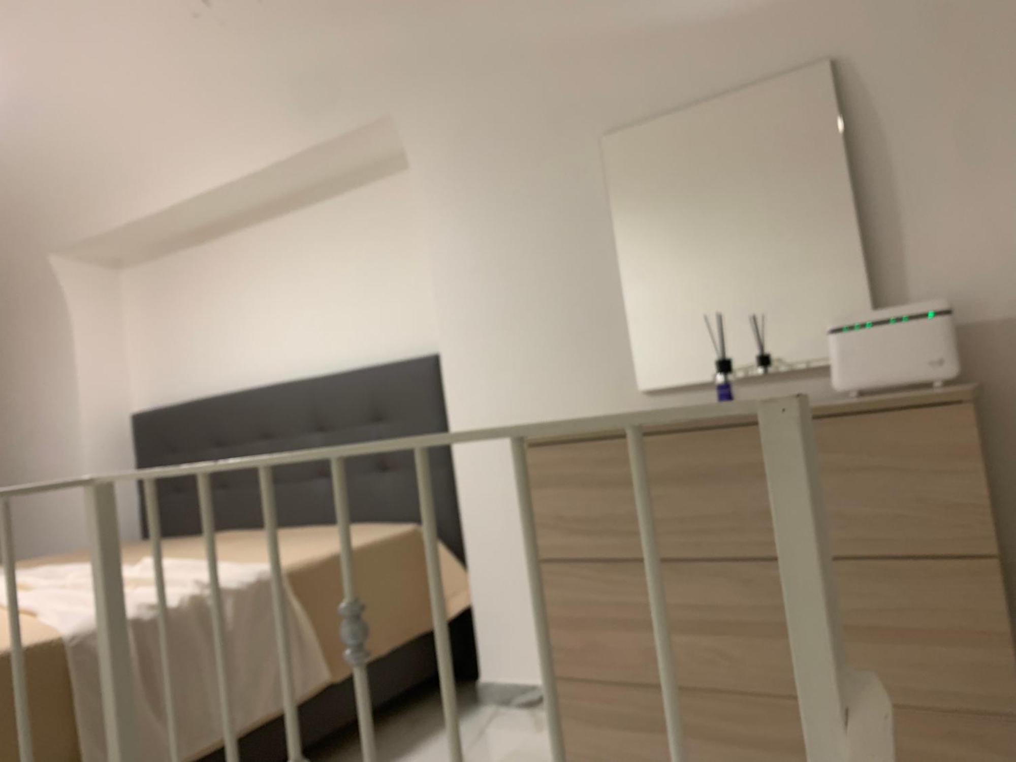 Viky House Chiaja 1 Apartment Napoli Exterior foto