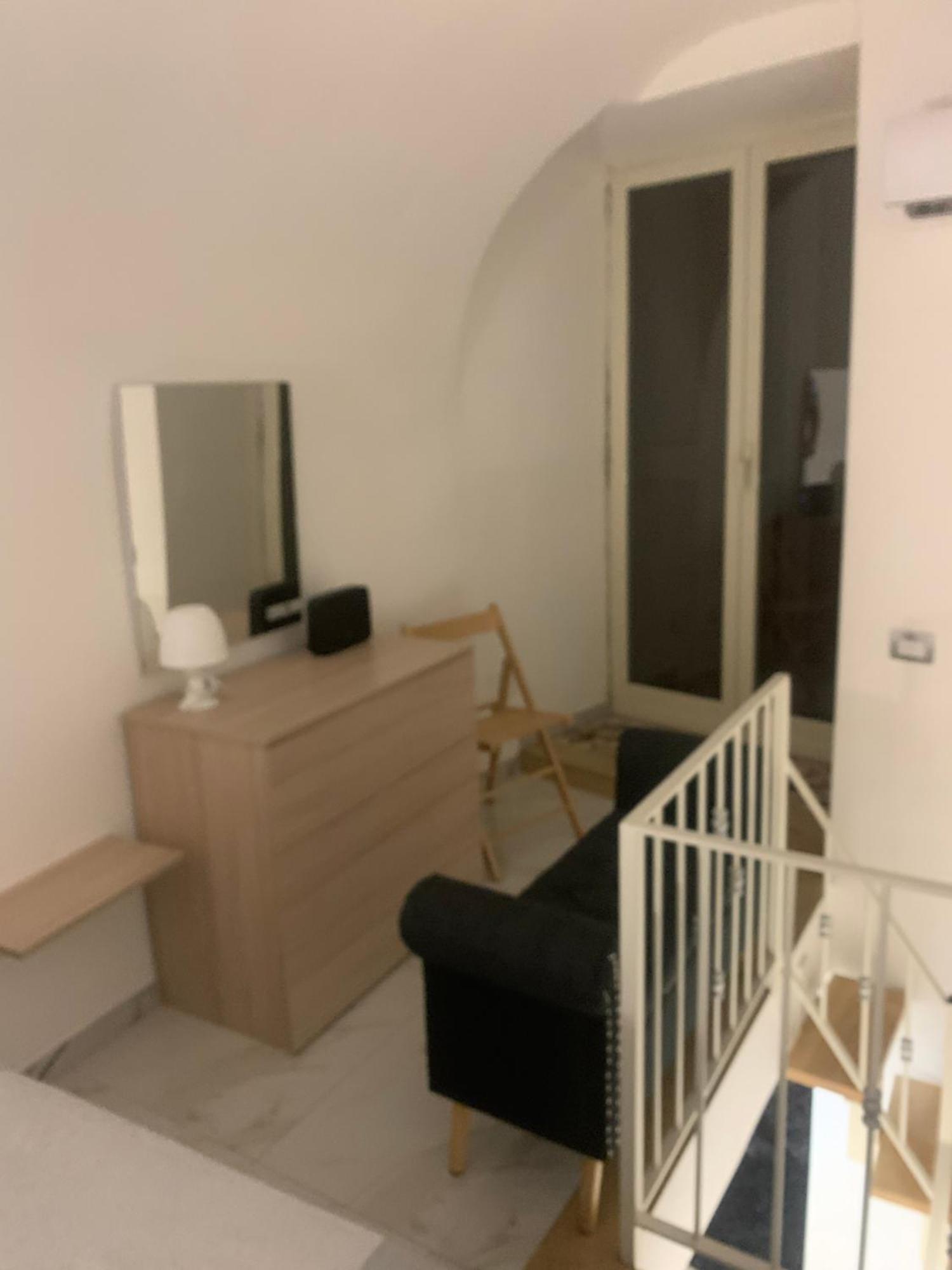 Viky House Chiaja 1 Apartment Napoli Exterior foto