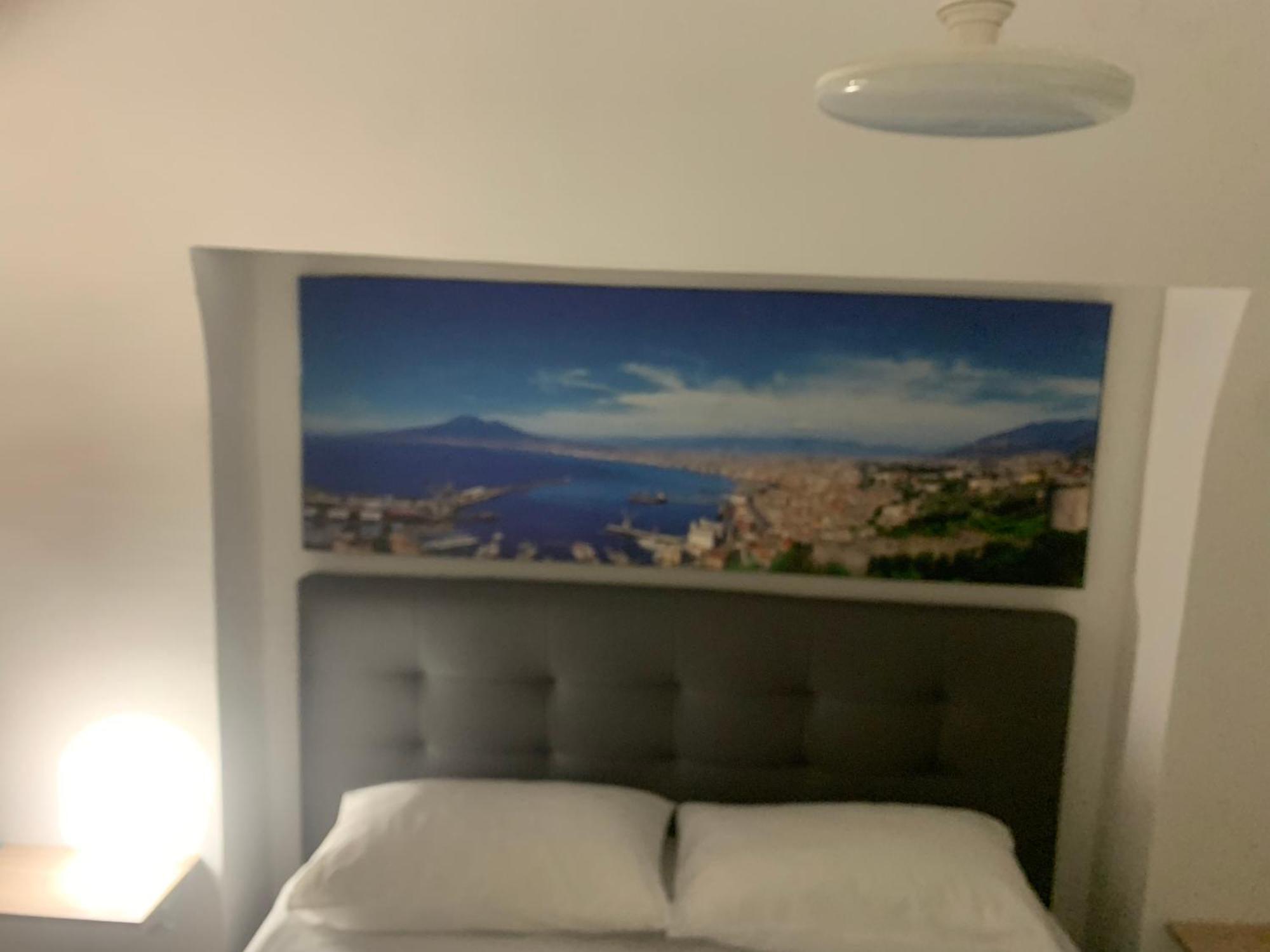 Viky House Chiaja 1 Apartment Napoli Exterior foto